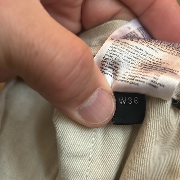 Men's Barbour Light Stone Linen Blend Shorts Size 36 - Picture 9 of 9